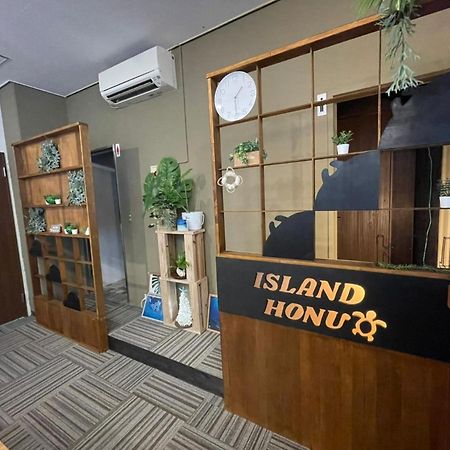 Хостел Islandhonu Ishigaki  Экстерьер фото